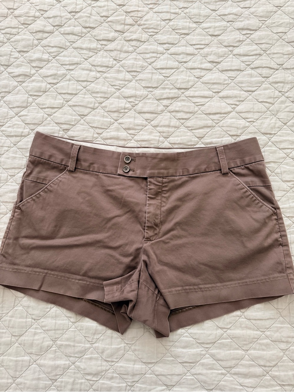 Banana Republic Women's Shorts in Mauve Brown